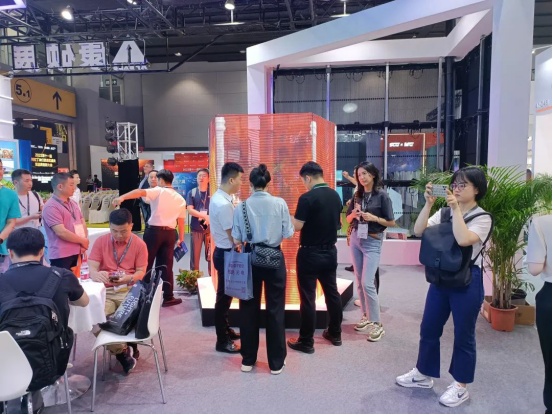 2023光亞展|專訪康碩展：打破LED顯示傳統(tǒng)審美觀念，推動智慧文旅發(fā)展