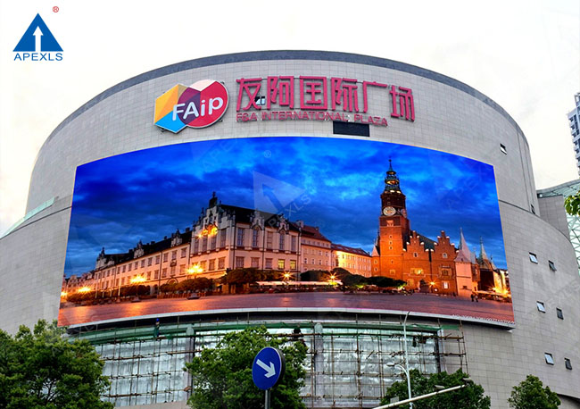 傳統(tǒng)戶外LED顯示屏