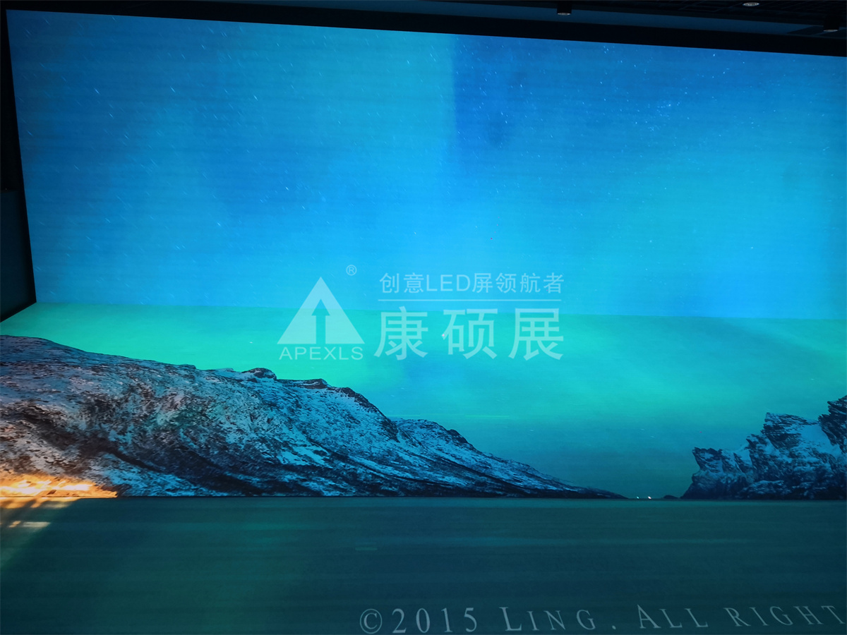 海南規(guī)劃展覽館P2戶內全彩屏