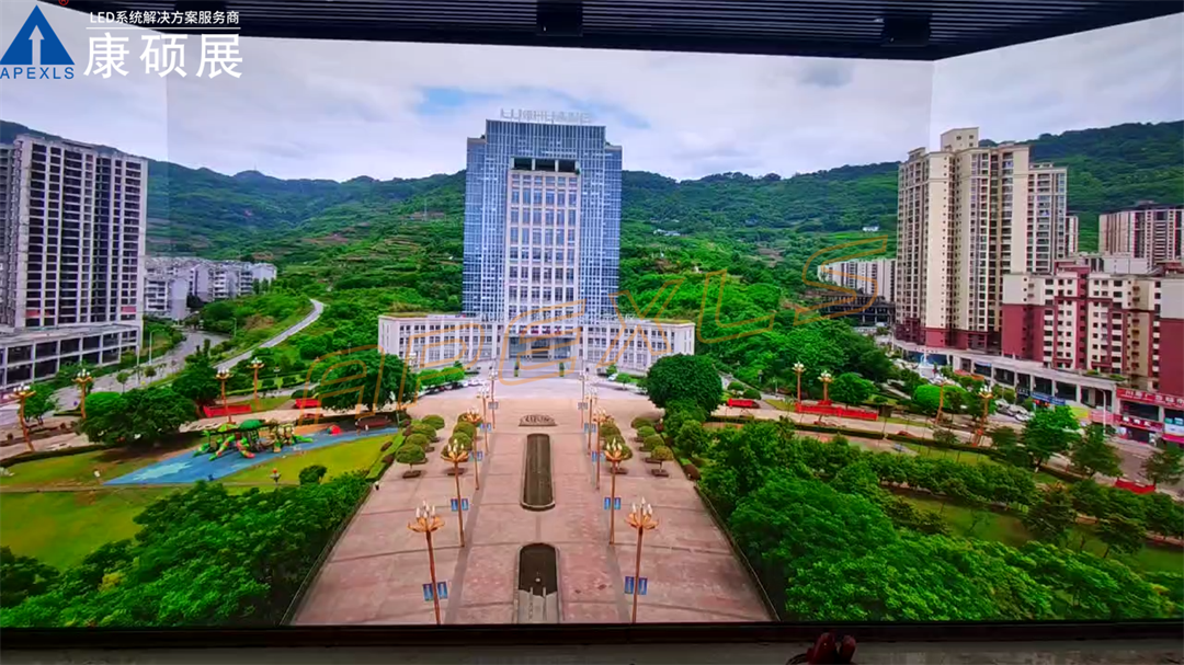 重慶江津綜合保稅區(qū)管理委員會(huì)展銷(xiāo)中心