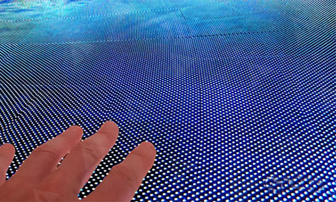 采用頂級燈珠，超高清顯示不失真